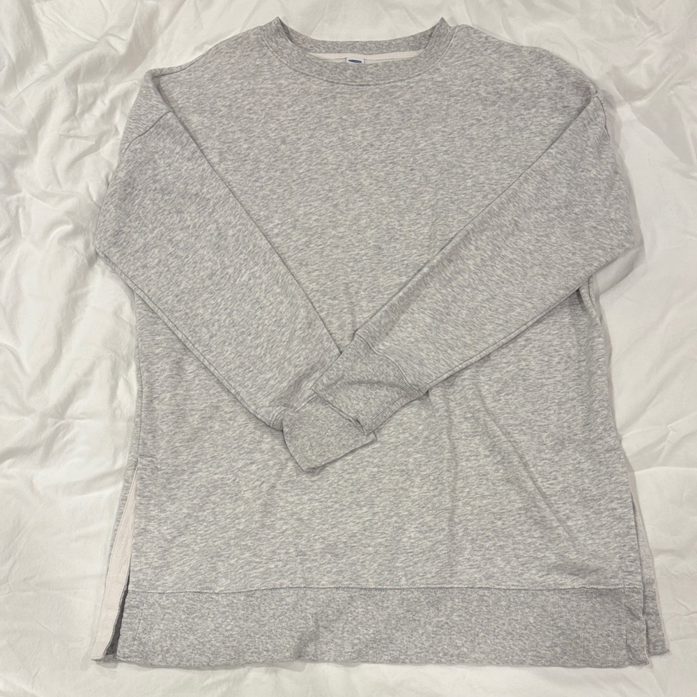 Women’s Gray Sweatshirt